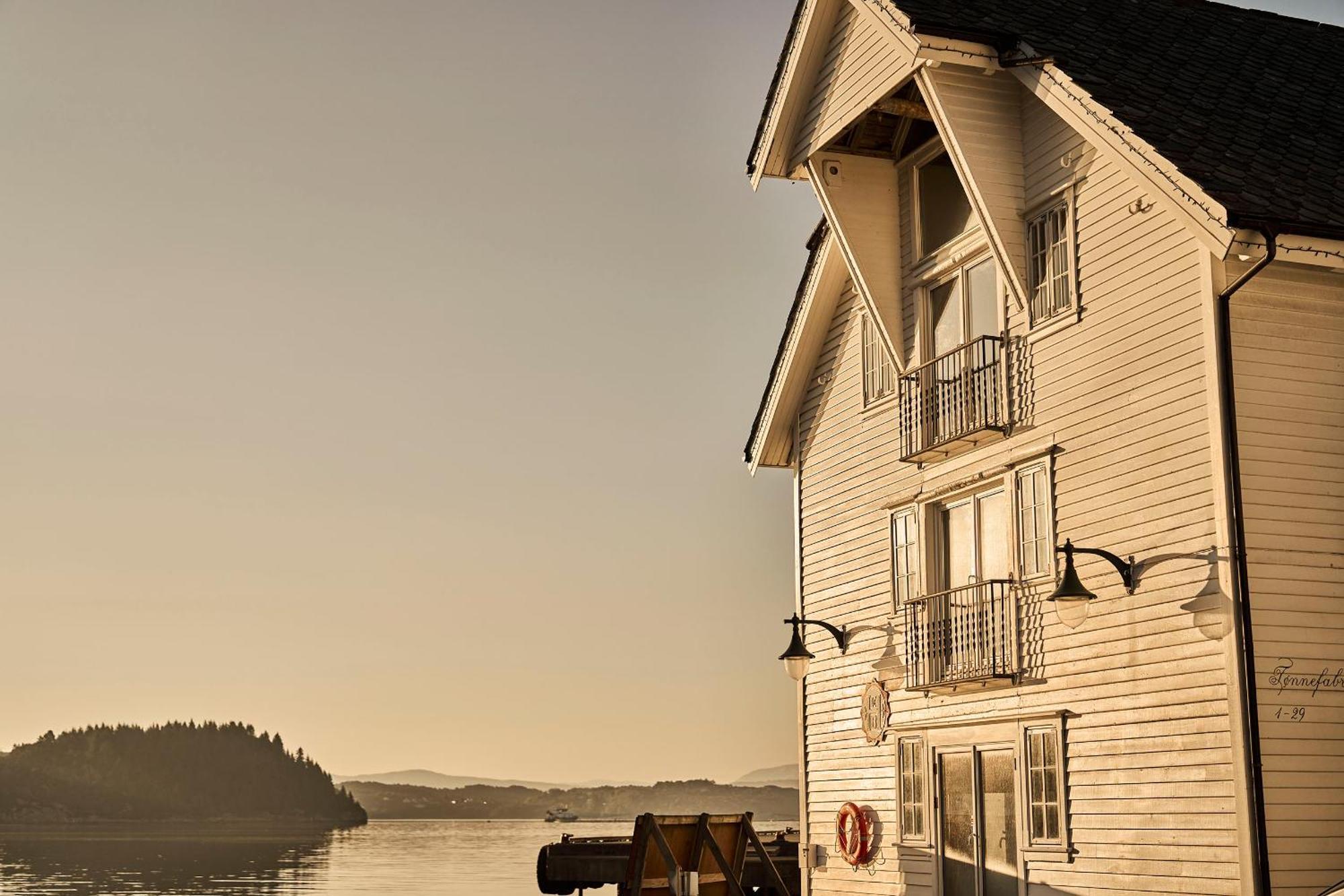 Bekkjarvik Gjestgiveri Exterior foto